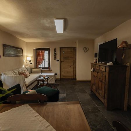 La Casa Del Cuore Apartment เฟนิส ภายนอก รูปภาพ