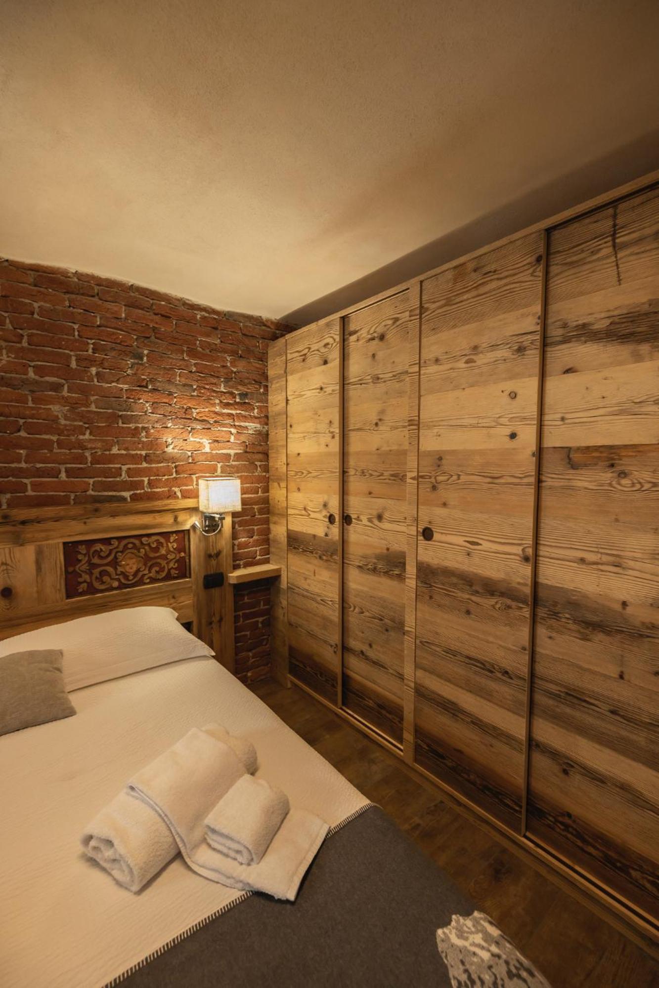 La Casa Del Cuore Apartment เฟนิส ภายนอก รูปภาพ