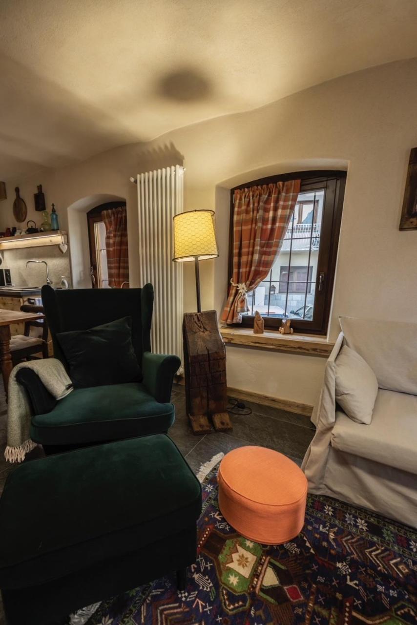 La Casa Del Cuore Apartment เฟนิส ภายนอก รูปภาพ